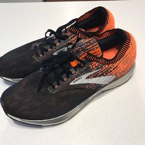 PRICE REDUCED!!--Mens Brooks Running Shoes Sz 13